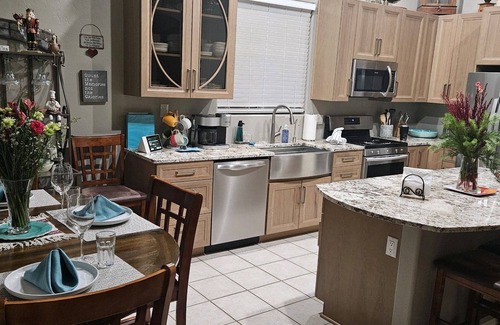 Monterra Knolls House | Majestic Panoramic Catalina Mt view, solar panels. see HA393567, 21095476,