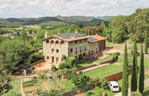 Sant Feliu de Pallerols Apartment | Majordoms - Auguabella, Cal Pi