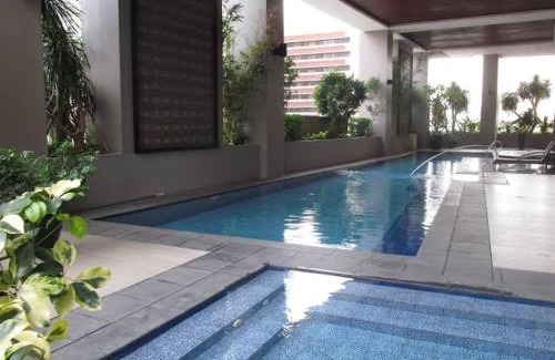 San Lorenzo Apartment | Makati Studio by Luxureich