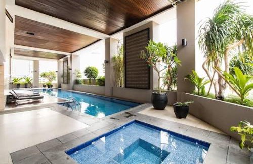 San Lorenzo Apartment | Makati Studio by Luxureich