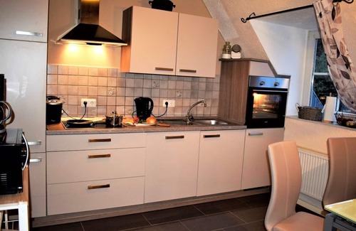 Berlingen House | Make a few days blue vacation home "BLUE 2" Netflix/Alexa