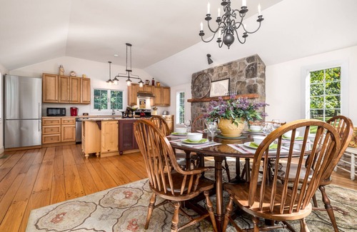 Brookfield House | Make lifelong memories at this New England Quintessential Country Getaway