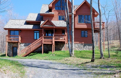 Timberline House | Make The Last Resort your first choice for slope side lodging!