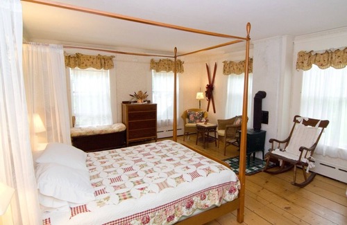 Campton Bed & Breakfast | Make us your Base Camp in the Whites!