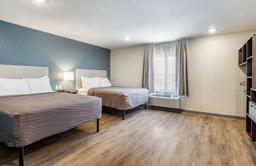 Moreno Valley Hotel | Make Your Trip More Enjoyable! 3 Relaxing Units, Pets Allowed, Kitchen!