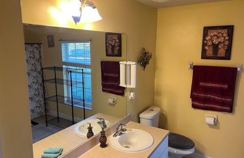 Lehigh Acres Apartment | Make yourself at home in this delightful 1-bedroom Lehigh Acres retreat.