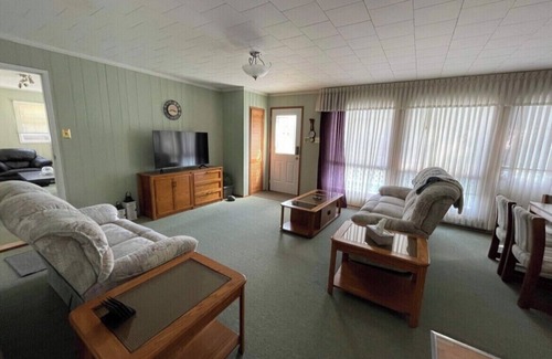 Chalet Beach Cabin | Making memories in Matlock,MB