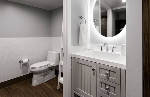 Marathon Resort | Making The Best Memories Along The Way! 3 Comfortable Units, Free Parking, Pool