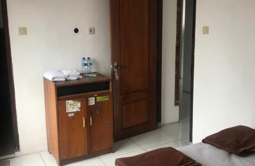 Sukapura House | Makini Guest House