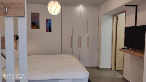 Osijek Apartment | MAKS 2 Osijek Center, self check in