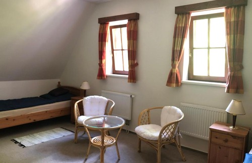 Mnisek pod Brdy House | Malá Svatá Hora - penzion & restaurace