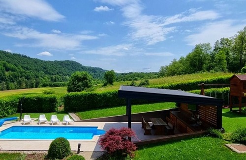 Bosiljevo Villa | Mala kuća Mia Relax house