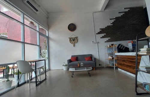 Enrekang Bed & Breakfast | MALAKUI Bed&Coffee