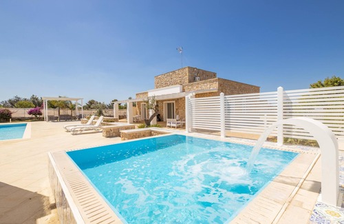 Capilungo Villa | Malaspina Luxury Pool - Capilungo