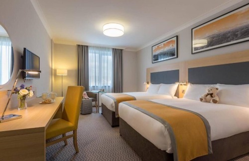 Newlands Cross Hotel | Maldron Hotel Newlands Cross