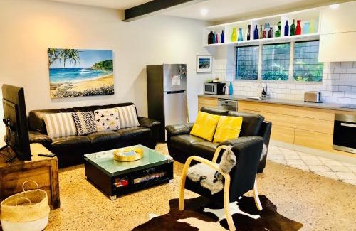 Peregian Beach Apartment | Malibu Apartment - Peregian Beach