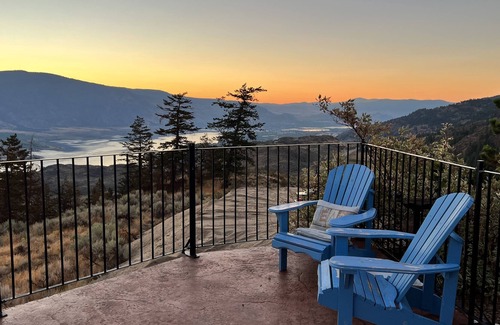 Okanagan-Similkameen House | Malibu experience in osoyoos- basement villa with pool & fitness room