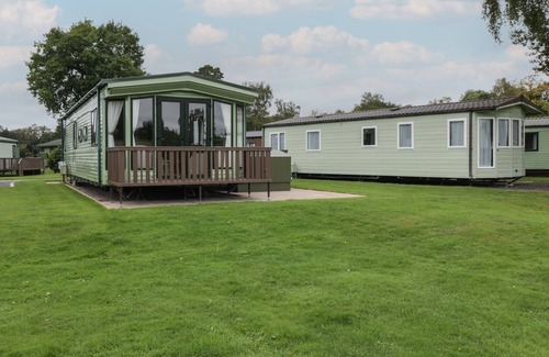 Aymestrey Cottage | MALLARD, pet friendly, with a garden in Shobdon