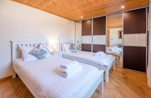 Hopton House | Mallards' Rest, Fritton