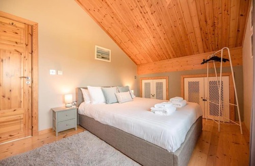 Hopton House | Mallards' Rest, Fritton