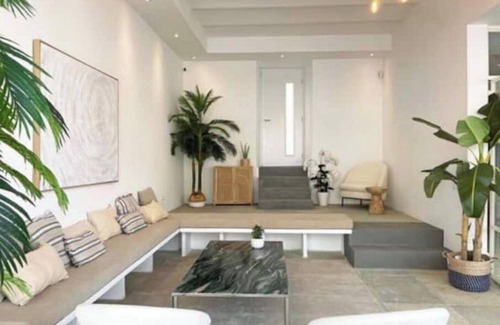 Endoume Villa | Malmousque villa with private sea access