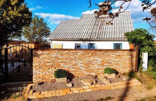 Hlohovec House | Malovaný sklípek