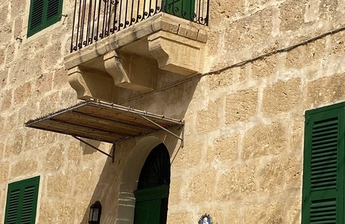 Mellieha Villa | MALTESE VILLA WITH PRIVATE POOL FAMILY FRIENDLY