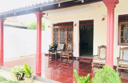 Anuradhapura House | Malwathuoya Holiday Bungalow