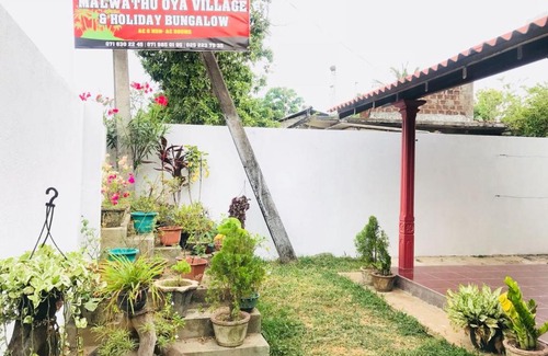 Anuradhapura House | Malwathuoya Holiday Bungalow