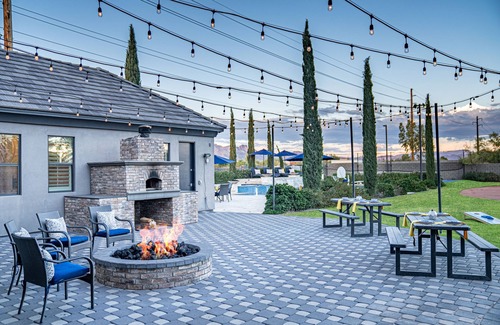East Mesa House | Man O Man! Hot Pool Mega Home in Mesa!
