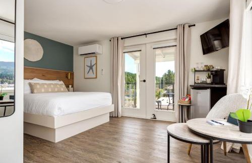 North Oyster Hotel | Manana Resort and Marina
