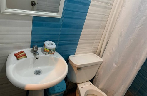 Puente Piedra Hotel | Manantial Hotel No.003