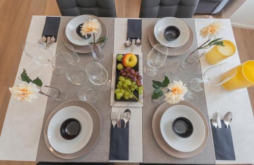 Como Apartment | ManaraQuattro - apartament in Como near the center with free parking - Lake Como