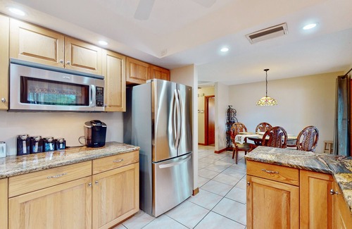 River District House | Manatee River Views River District Home with Lanai | Near Beach & Downtown