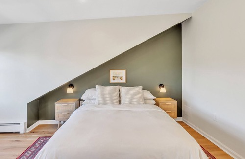 Roxborough-Manayunk House | Manayunk House on the Park, quiet block, close to Main Street!