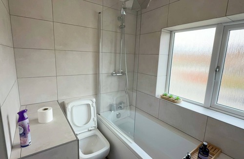 Manchester House | Manchester Home Away from Home