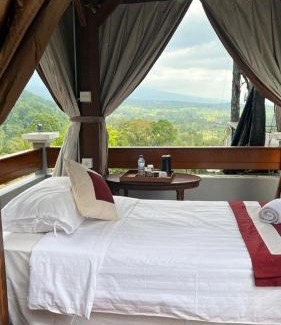 Sawan House | Mandhasativa Homestay
