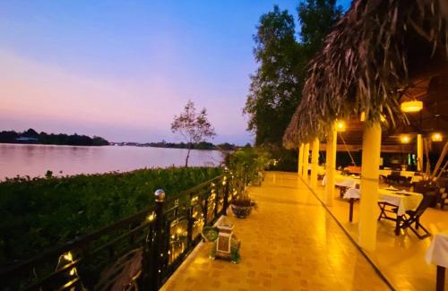 Giong Trom Bed & Breakfast | Mango Home Riverside Eco - Resort