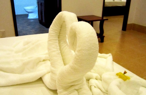 Giong Trom Hotel | Mango Home Riverside