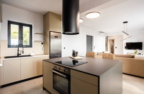 Lefktron House | Mani Stone Villa, A Paradise of Panoramic Views