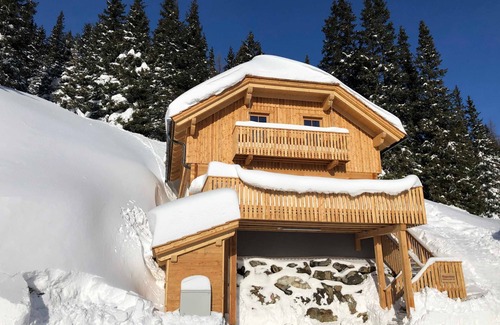 Schoenberg-Lachtal Cabin | Mankerl hut
