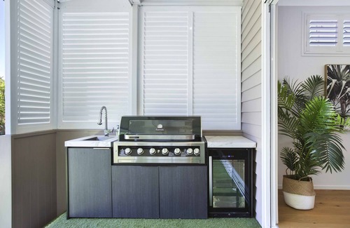 Manly House | Manly Oasis, 5bd, 3 King bd,Pool