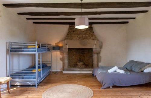 Lanneanou House | Manoir 4 couchages, terrain de tennis étang privé