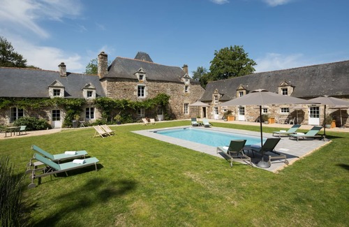 Malansac Bed & Breakfast | MANOIR DU VAU D'ARZ - Bed and breakfast LA TOUR
