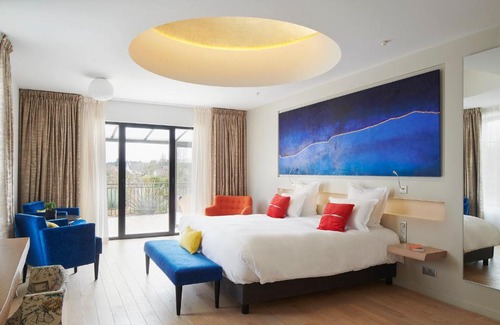 Ay House | Manoir Henri Giraud & Spa
