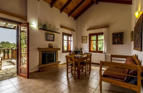 Douliana House | Manoli's House