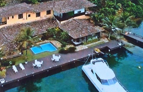 Itanema House | MANSÃO ANGRA DOS REIS - 50 meters FRONT TO THE SEA - HELIPONTO