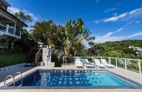 Brava House | Mansão c/Piscina a 400m da Praia Brava|Casa Ayana