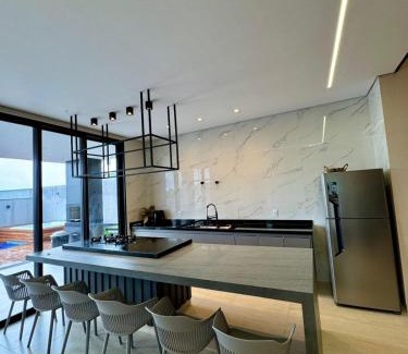Havai House | Mansão Luxuosa em Condominio