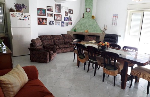 Barcellona Pozzo di Gotto Apartment | MANSARDA PANORAMICA